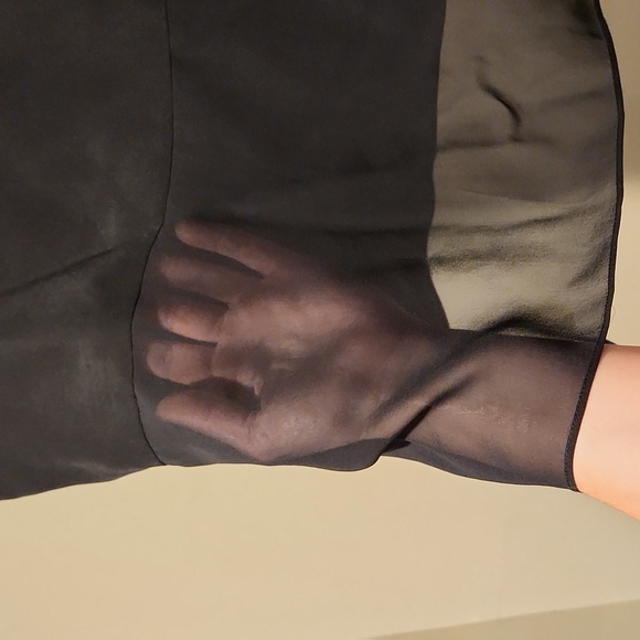 ❤️ BCBGMAXAZRIA SAMMIE SILK TOP, XS - Picture 12 of 13